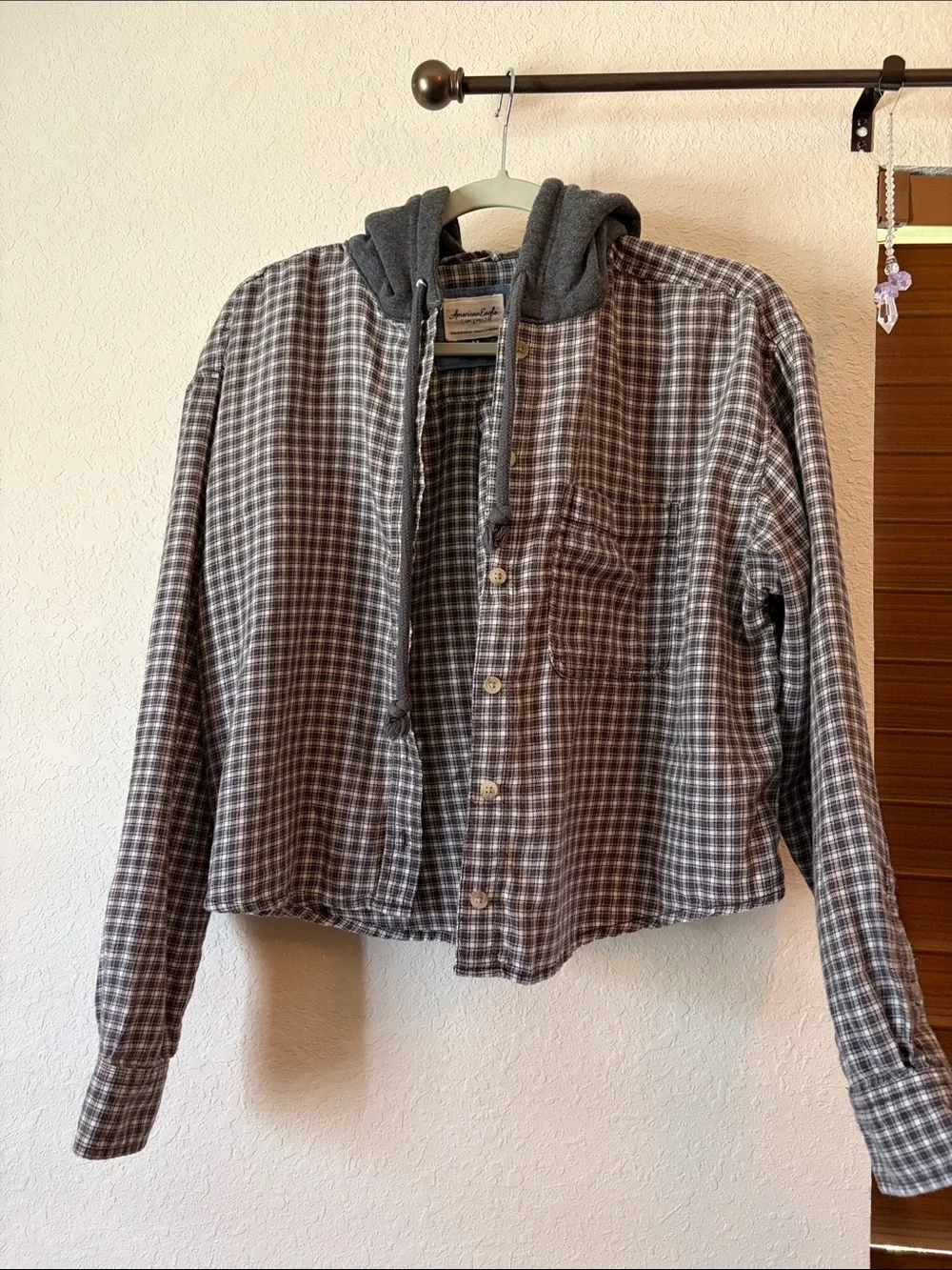 American Eagle Cropped Button-Up Hoodie Flannel Jacket- - Picture 3 of 9